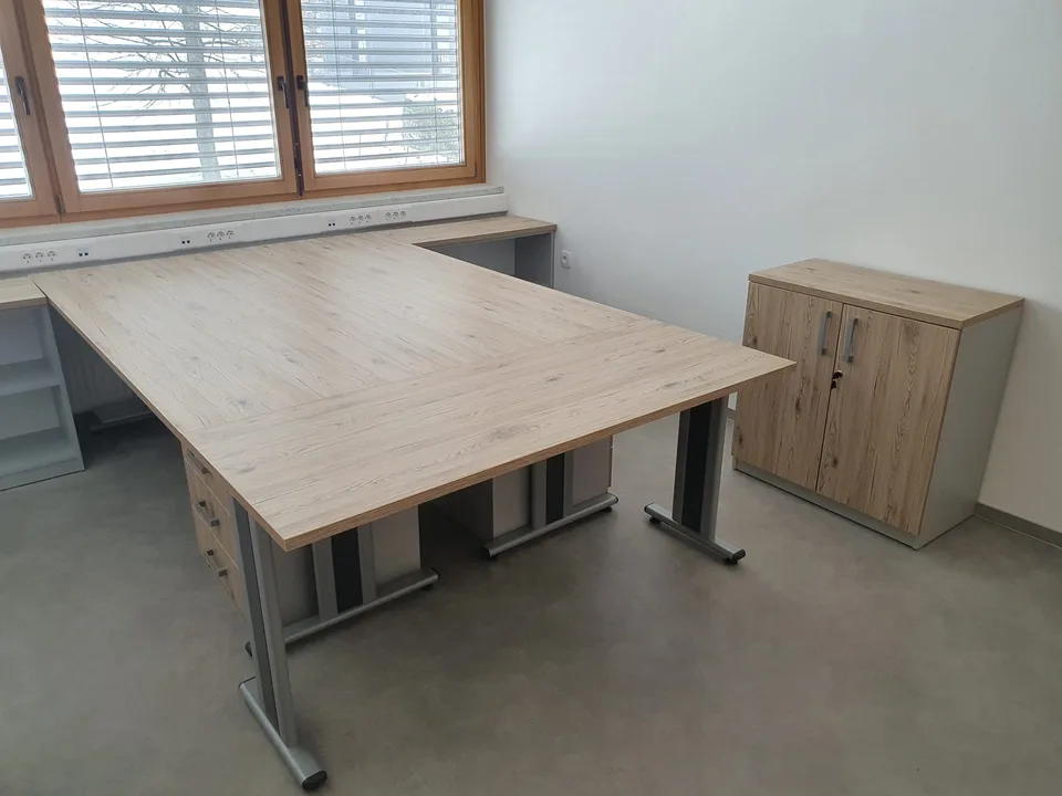 Unikatne pisarne – izdelava po meri